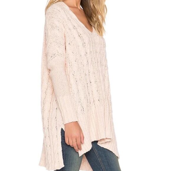 FREE PEOPLE Women’s Cream Long Sleeve Easy Cable Knit V-Neck Sweater Size Small - Picture 2 of 6